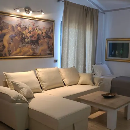 Italian Style Apartmán *