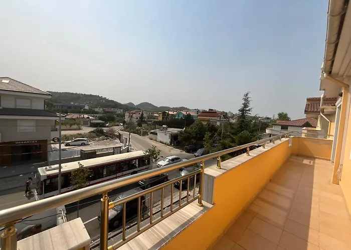 Villa In Durres Vicinia 15 Centrum Durrës