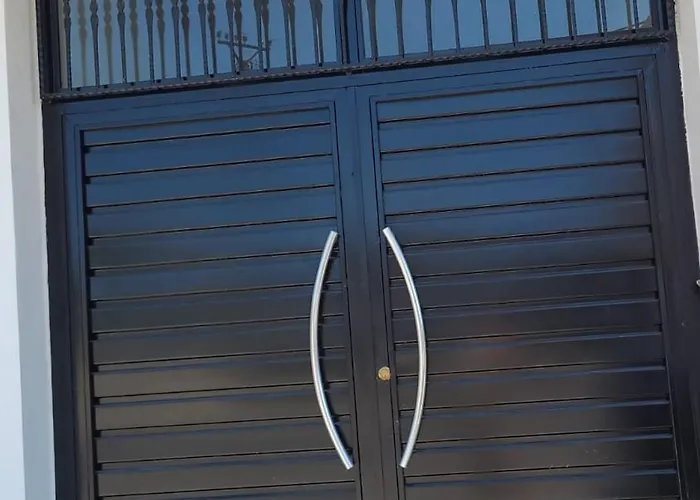 公寓 Villa In Durres Vicinia 15 Centrum